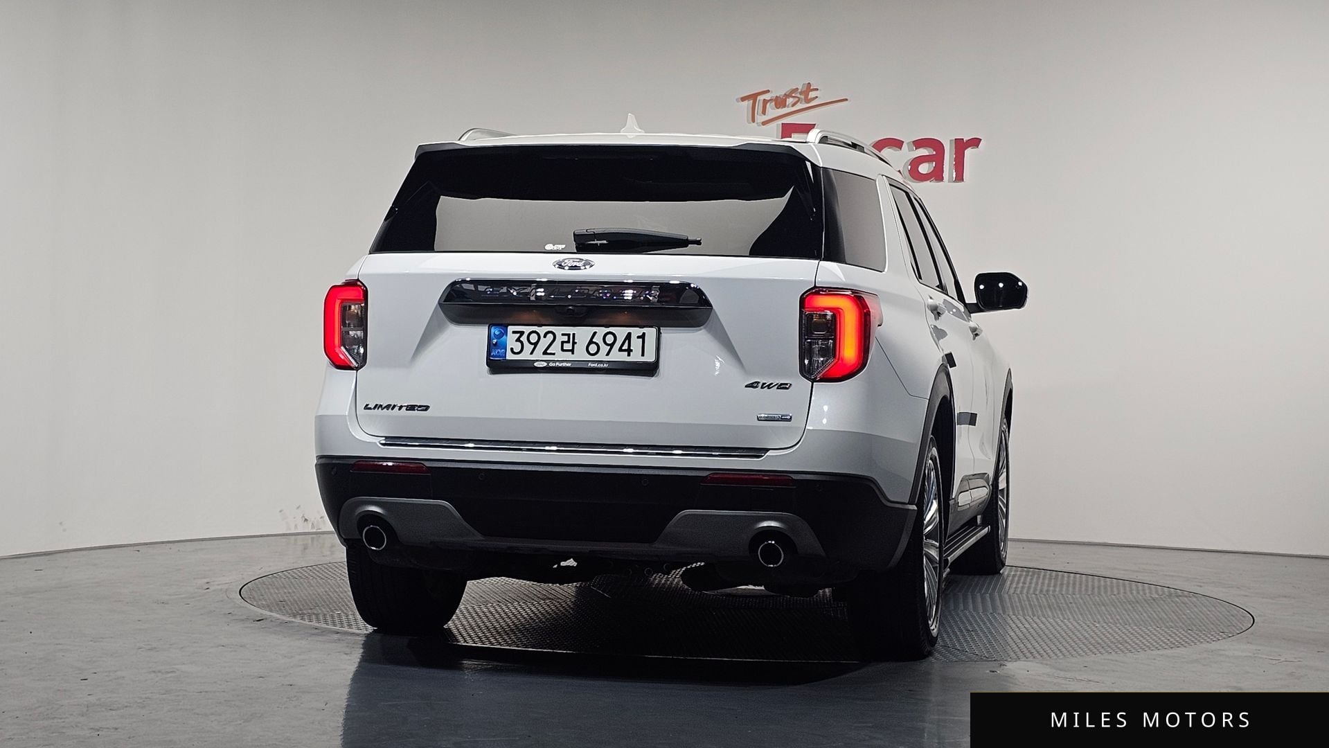 Ford Explorer 2021 — миниатюра 4