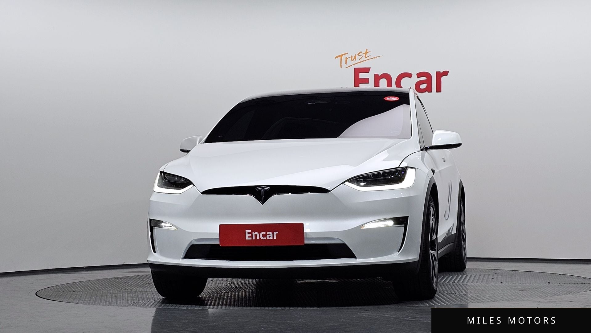 Tesla Model X 2023 — миниатюра 3