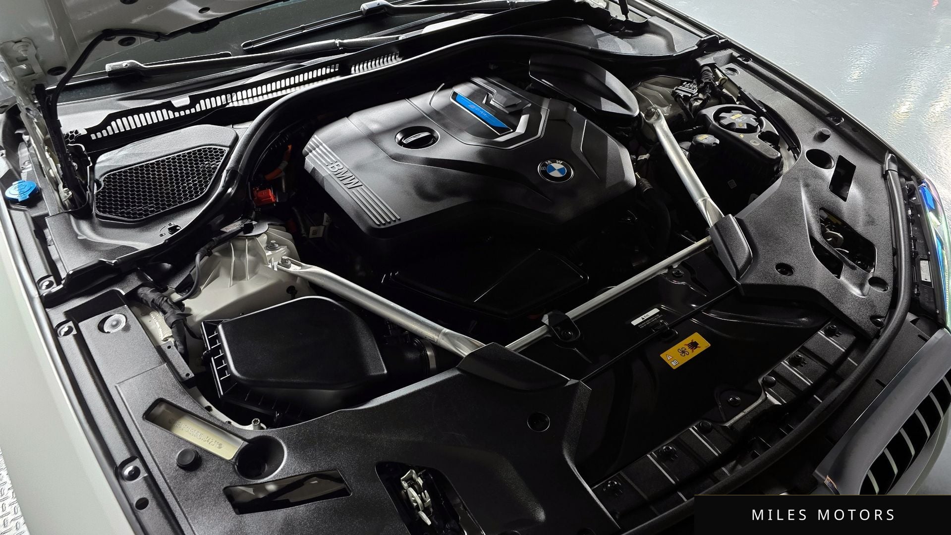 BMW 5 Series (G30) 2022 — миниатюра 6