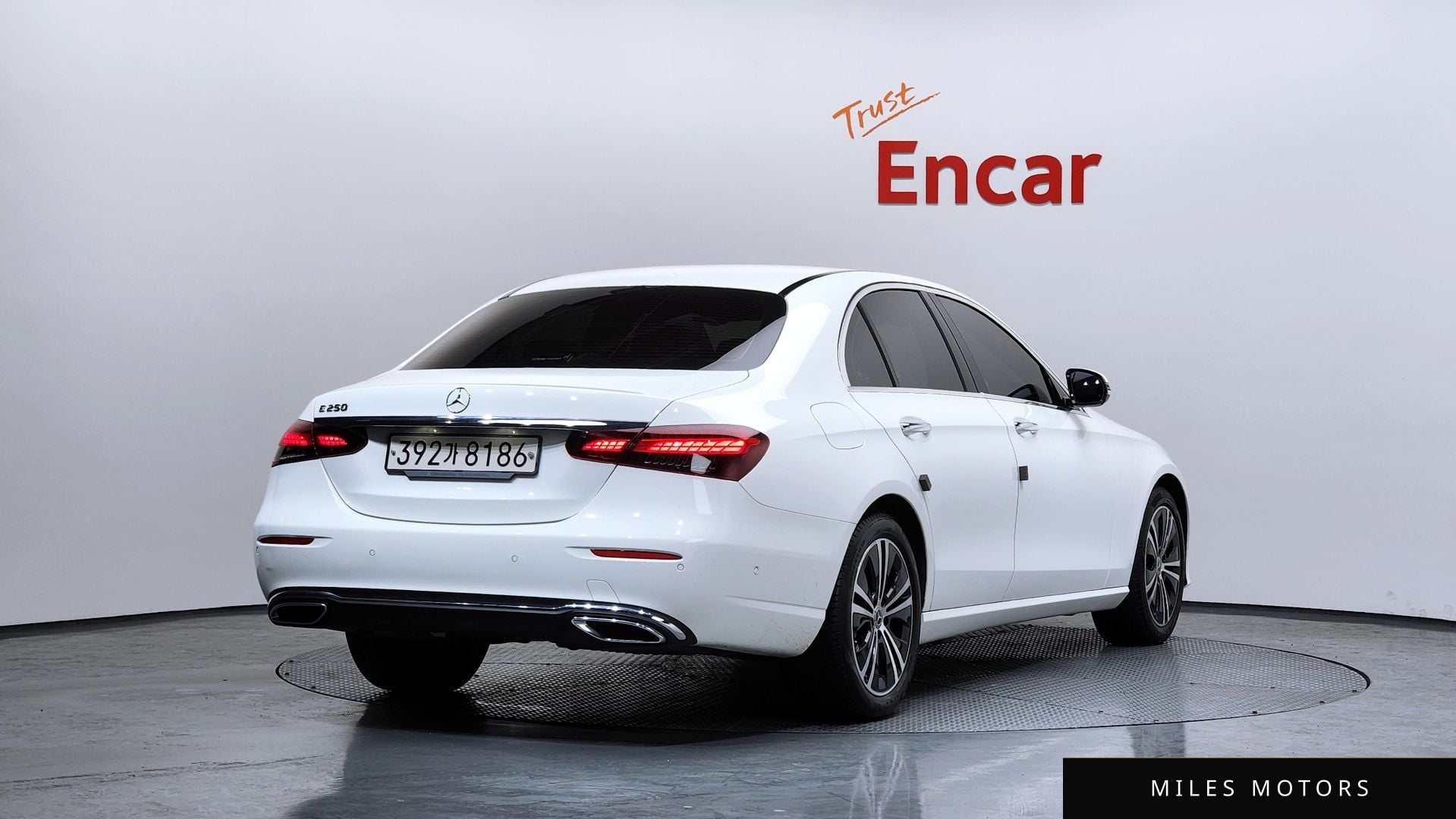 Mercedes-Benz E-Class W213 2021 — миниатюра 2