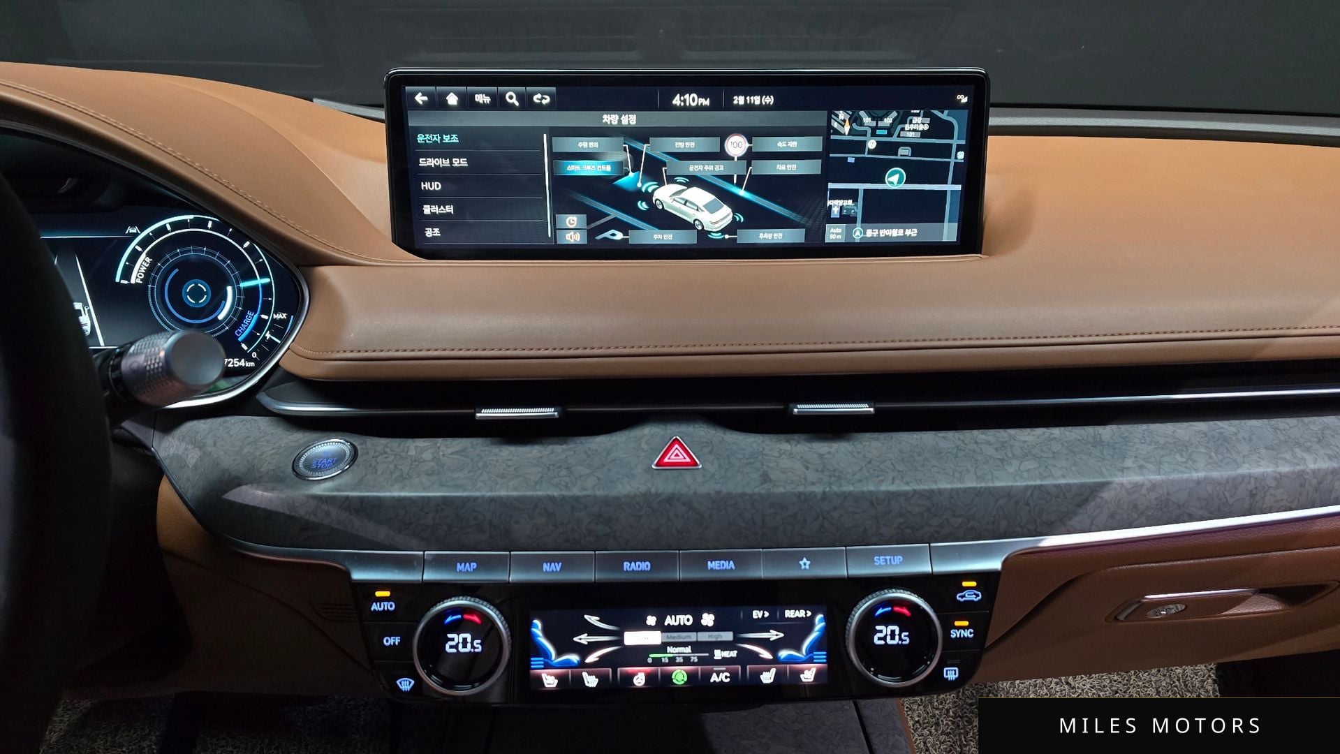 Genesis 일렉트리파이드 G80 (RG3) 2022 — миниатюра 15
