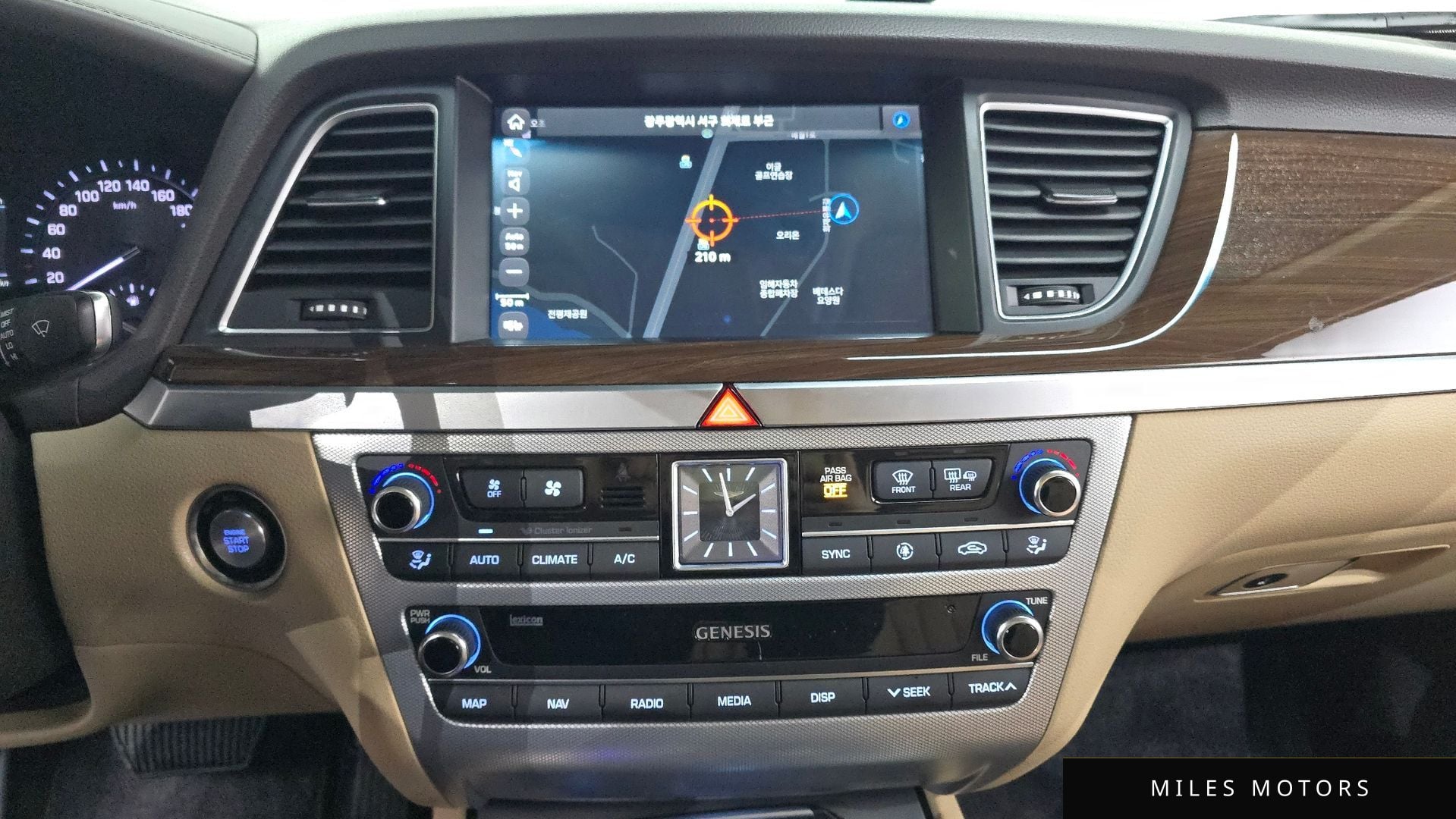 Genesis G80 2020 — миниатюра 14