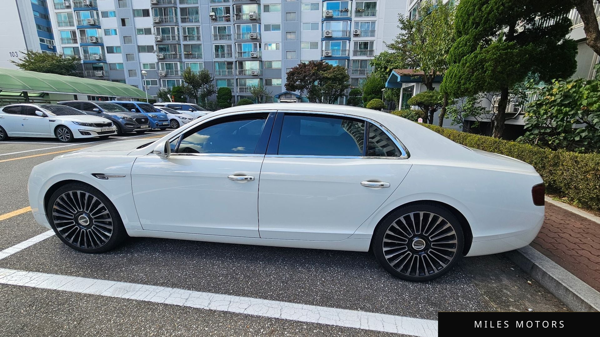 Bentley 플라잉스퍼 2016 — миниатюра 3