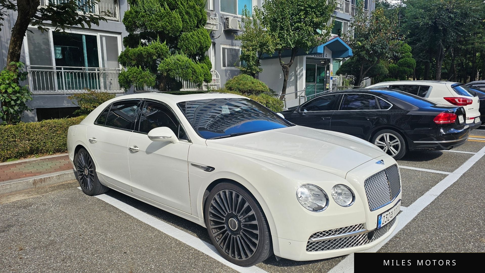 Bentley 플라잉스퍼 2016 — миниатюра 13