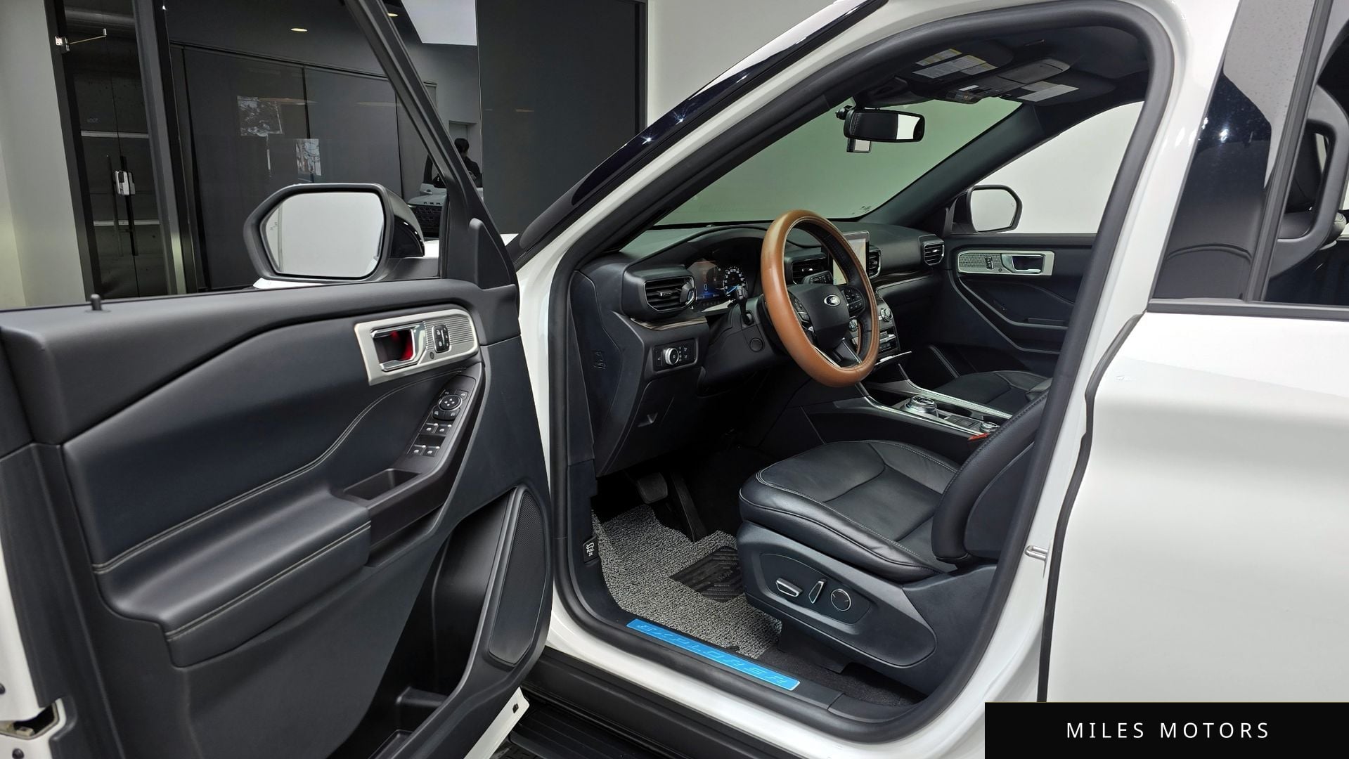 Ford Explorer 2020 — миниатюра 11