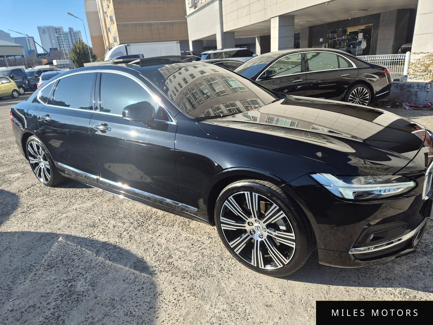 Volvo S90 2023 — миниатюра 2