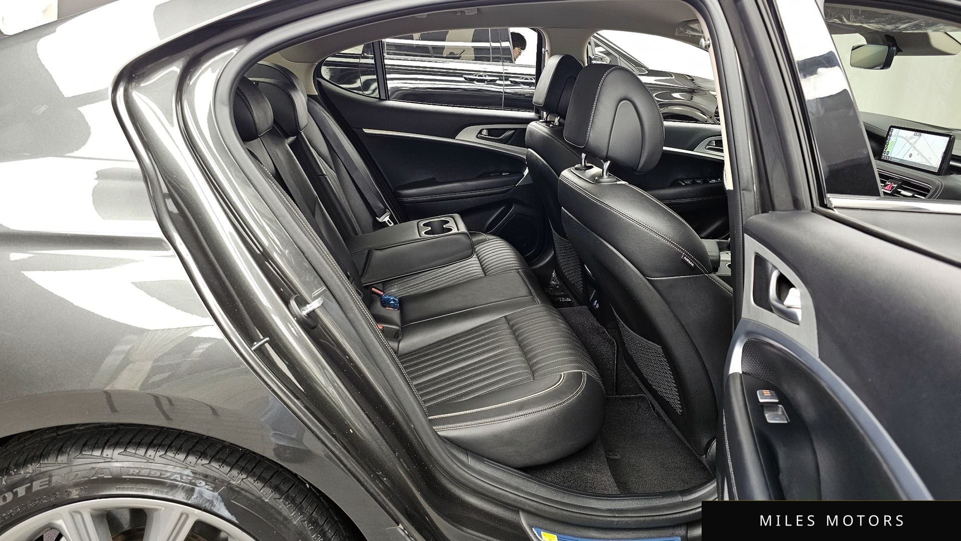 Genesis G70 2024 — миниатюра 12