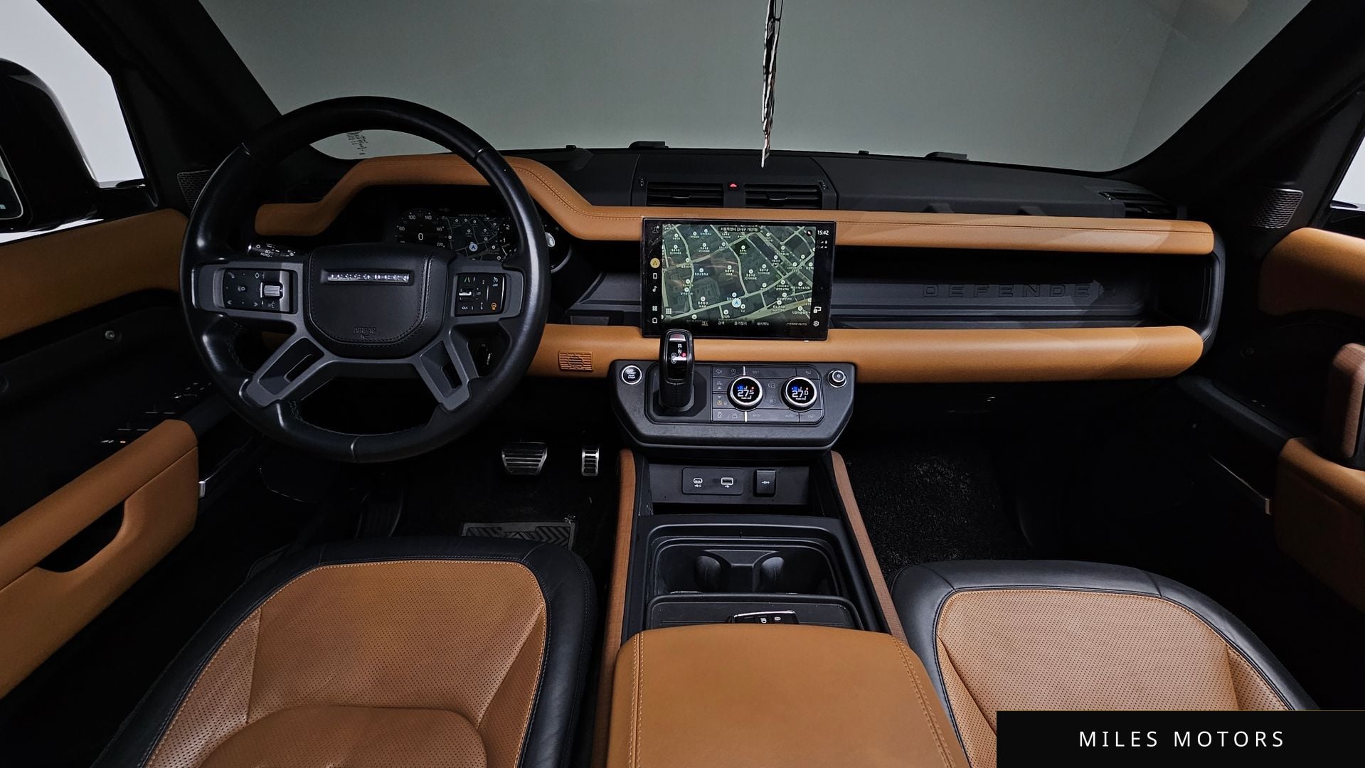 Land Rover Defender 2023 — миниатюра 7