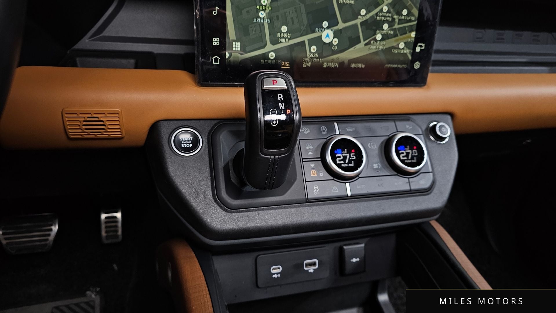 Land Rover Defender 2023 — миниатюра 9