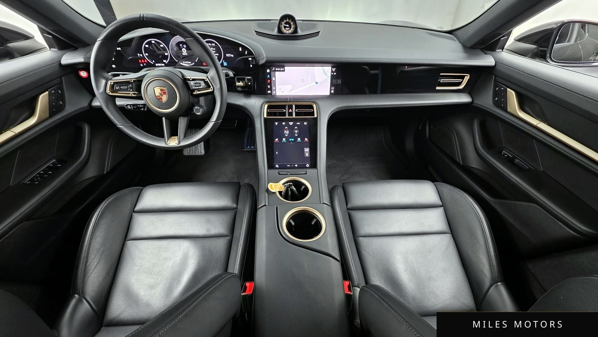 Porsche Taycan 2025 — миниатюра 7