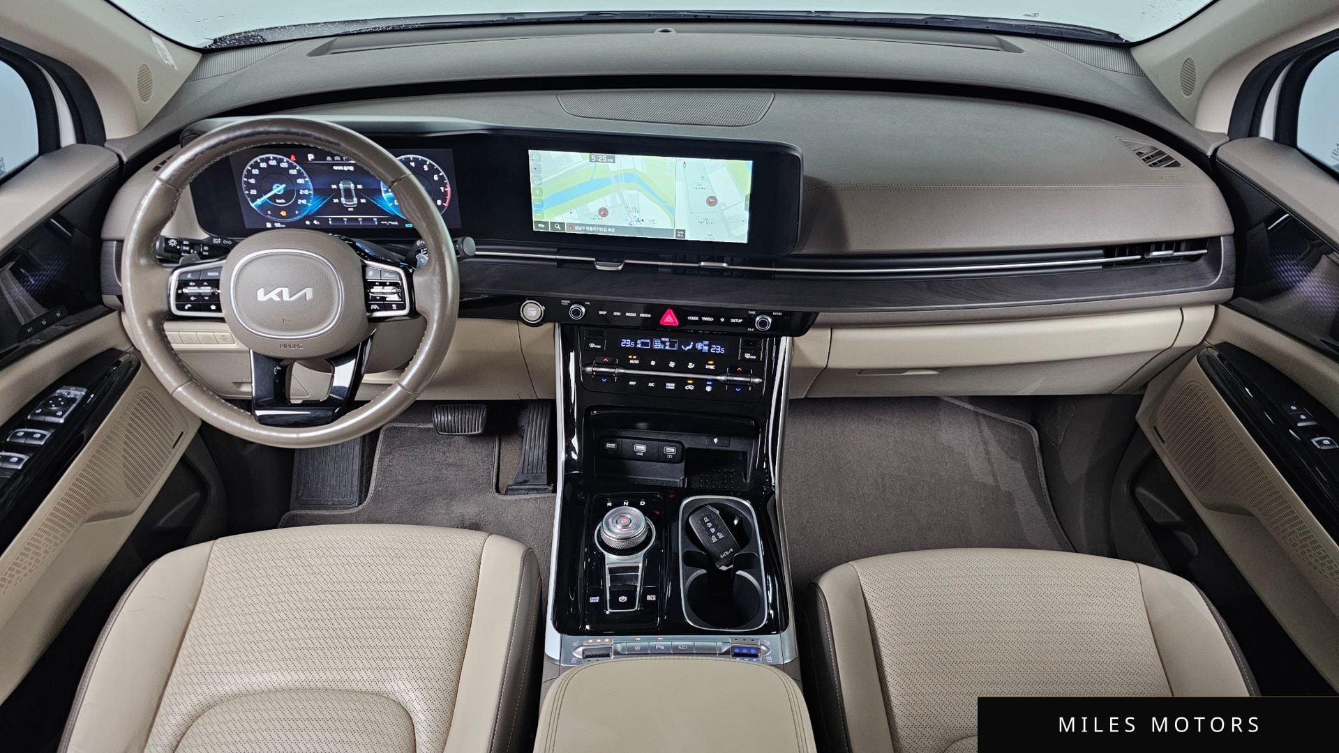 Kia Carnival 2023 — миниатюра 7