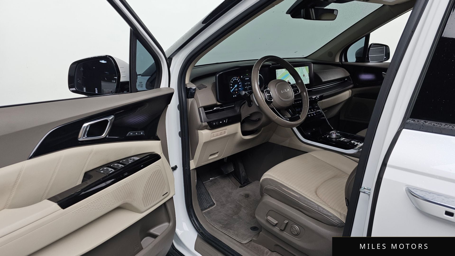 Kia Carnival 2023 — миниатюра 10