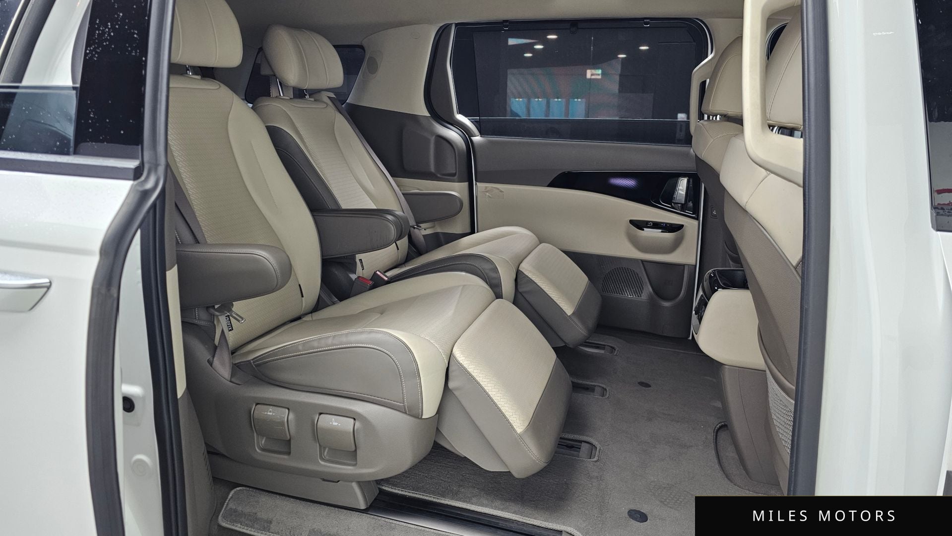 Kia Carnival 2023 — миниатюра 12