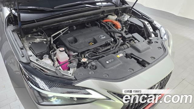 Лексус NX350h 2023 — миниатюра 6