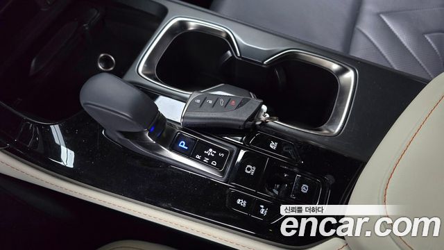 Лексус NX350h 2023 — миниатюра 9