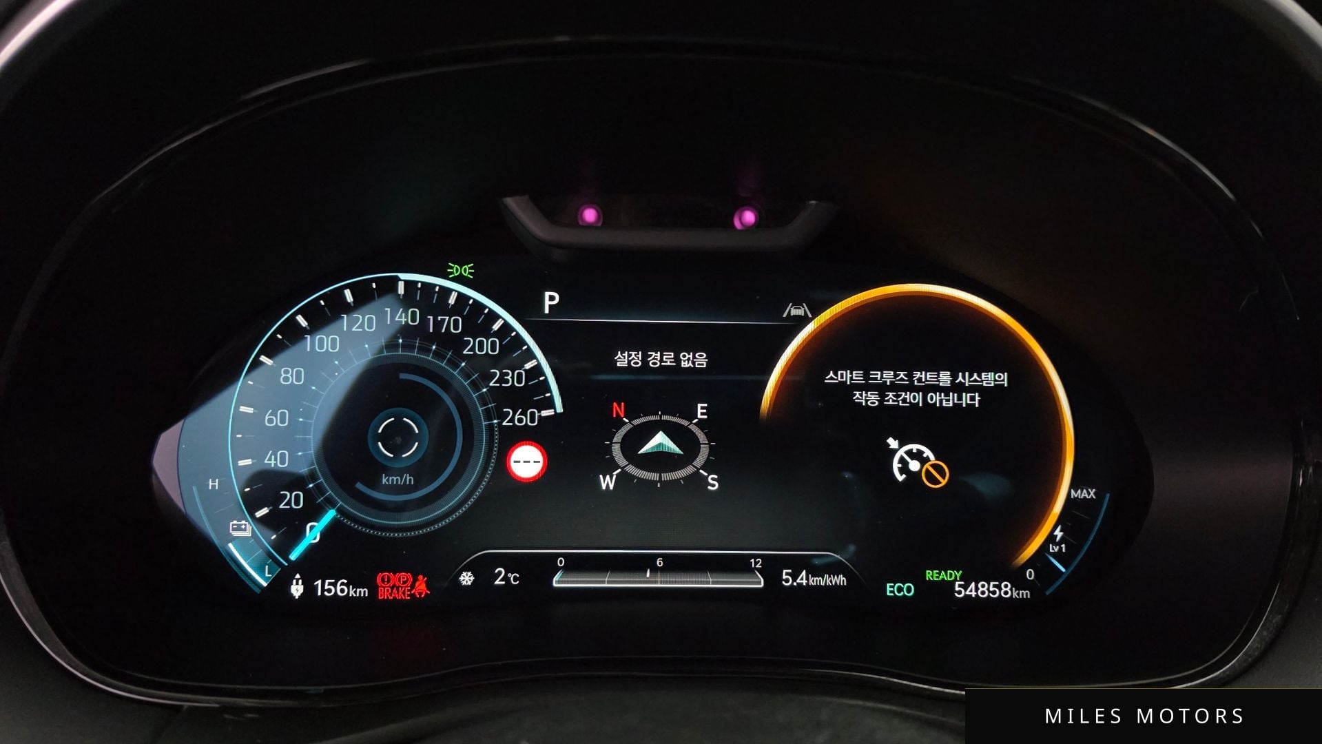 Genesis 일렉트리파이드 GV70 2022 — миниатюра 8