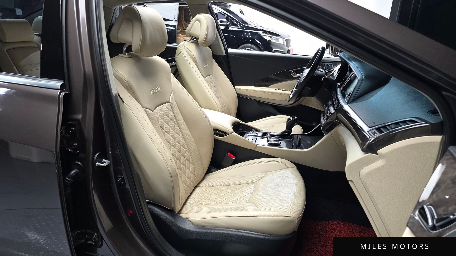 Hyundai Aslan 2015 — миниатюра 10