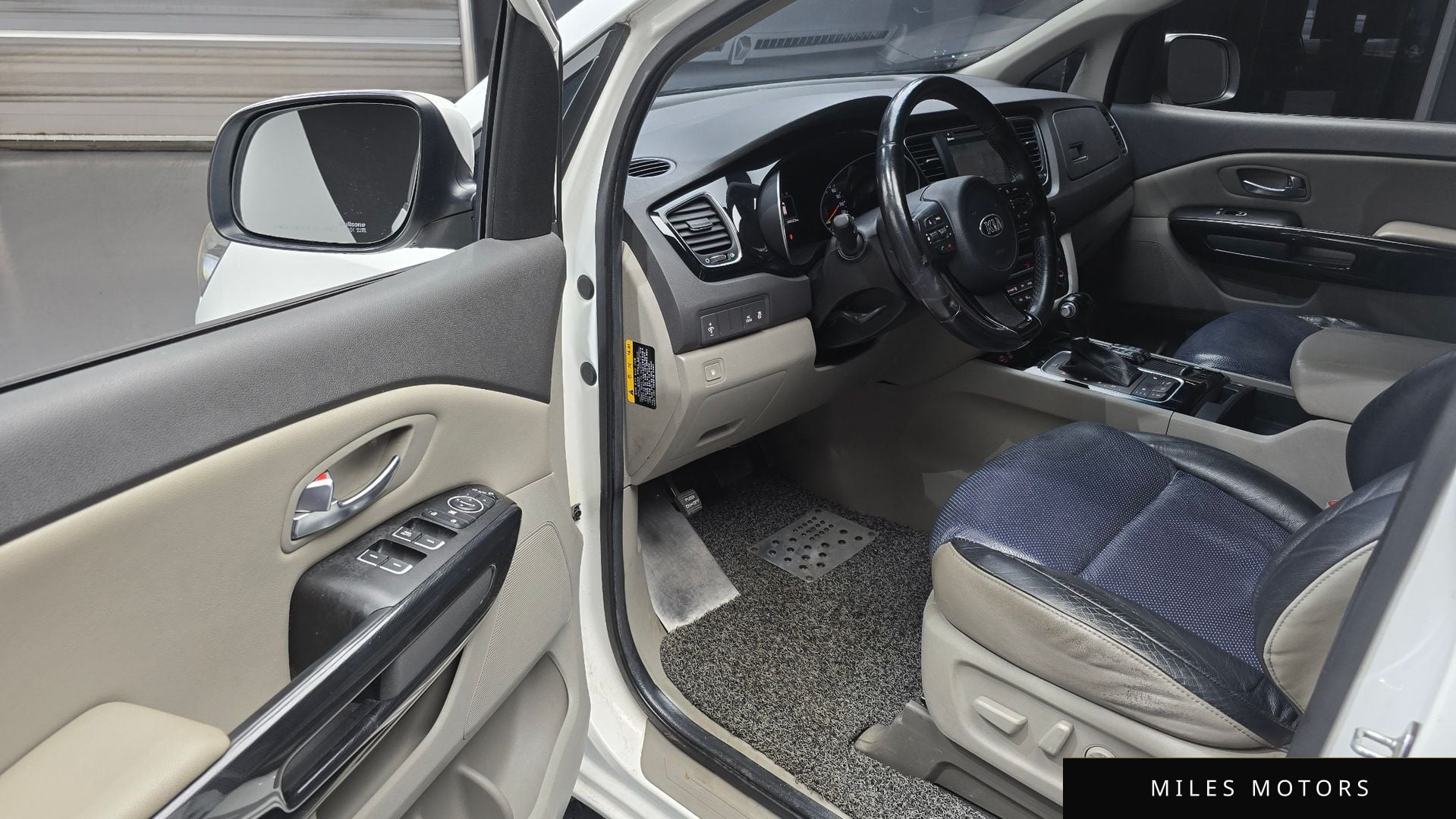 Kia Canival 2015 — миниатюра 11