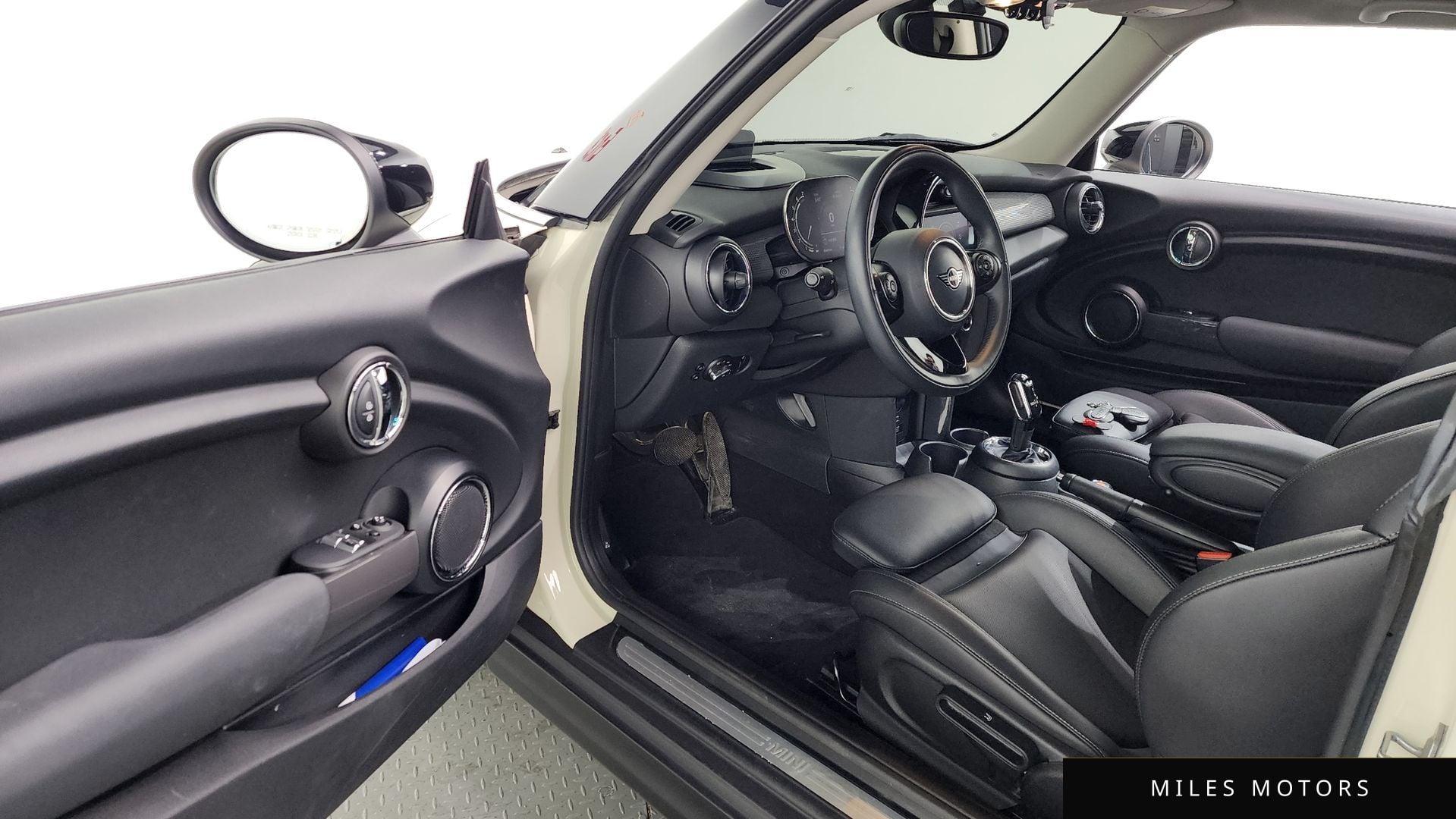 MINI Cooper 2021 — миниатюра 10