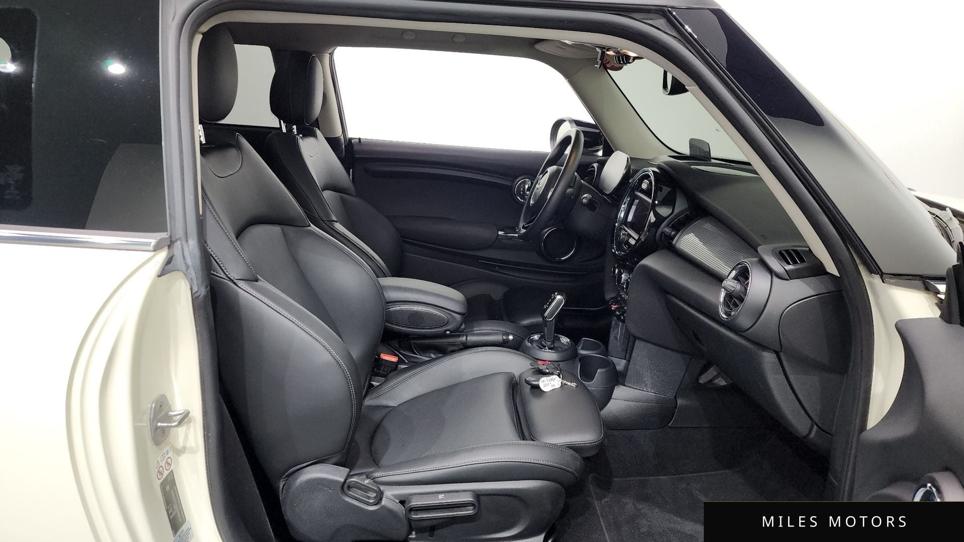 MINI Cooper 2021 — миниатюра 11