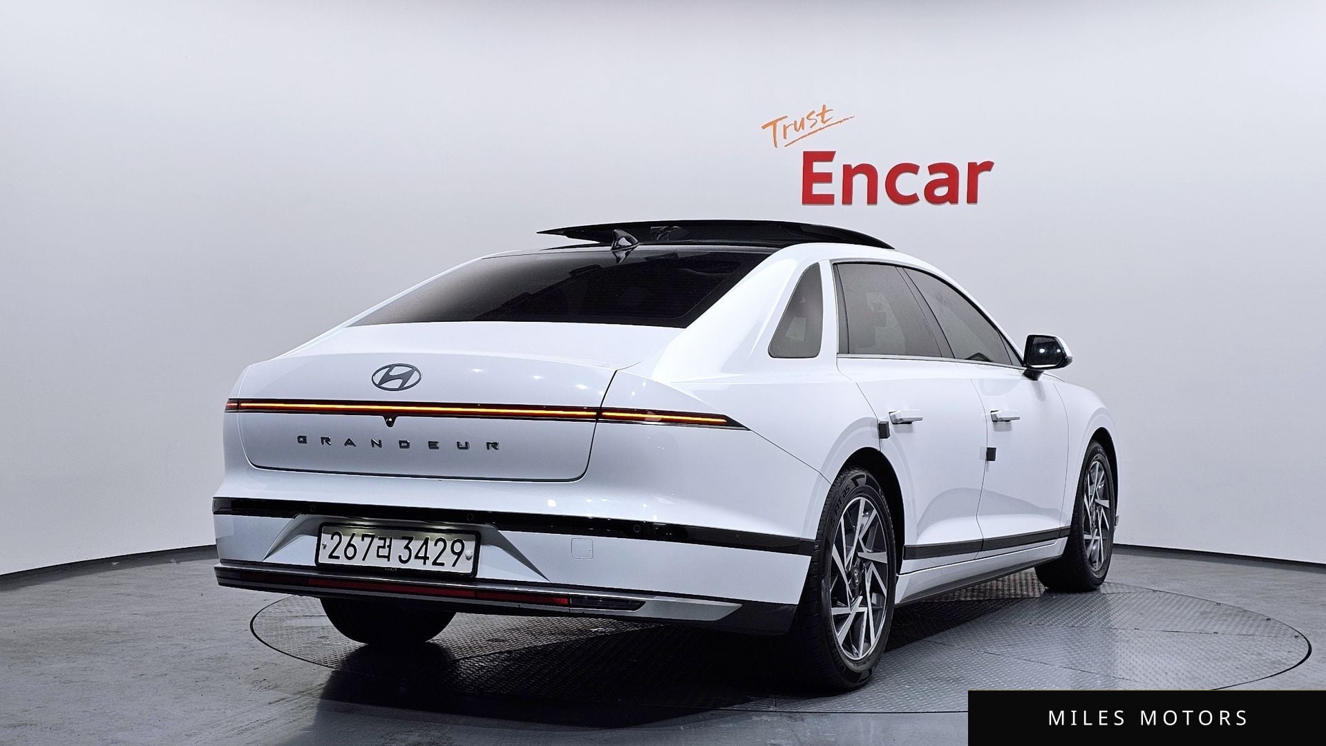 Hyundai Grandeur 2023 — миниатюра 2