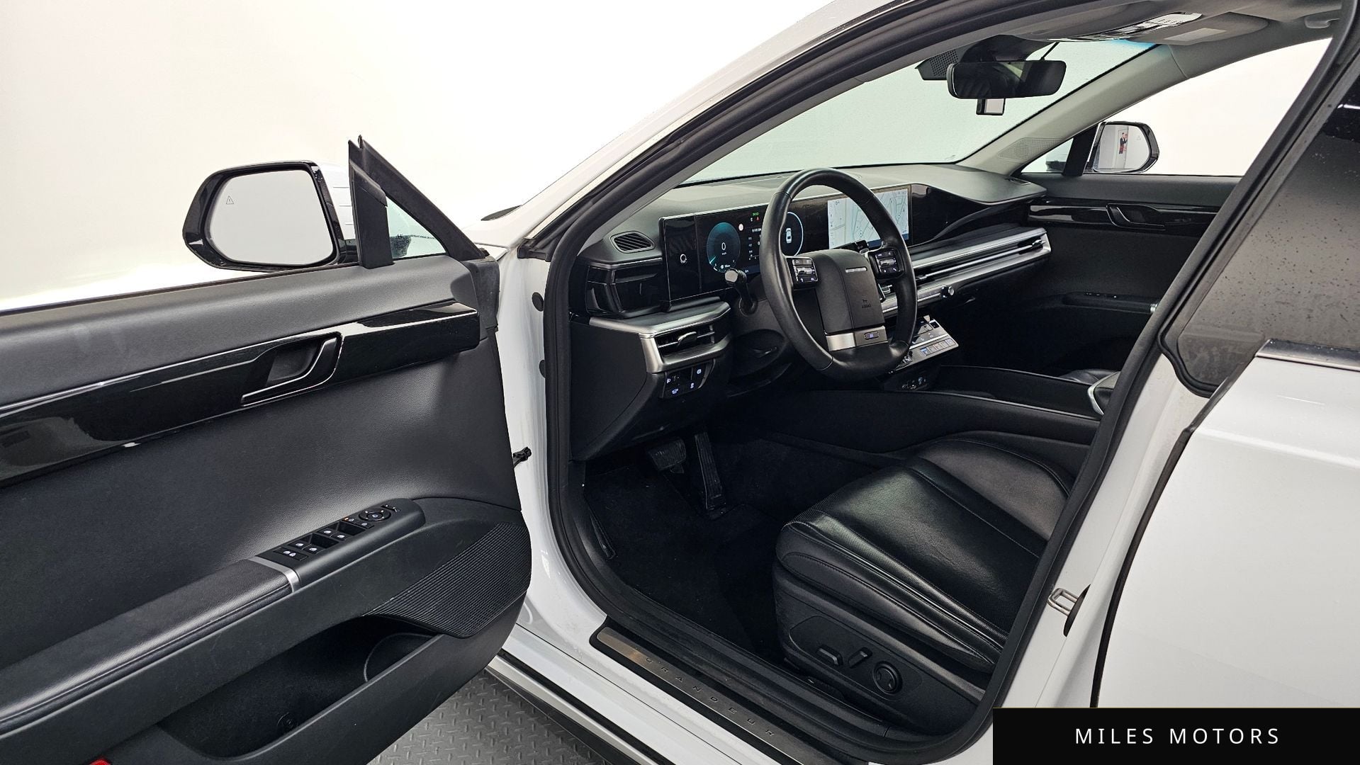 Hyundai Grandeur 2023 — миниатюра 10