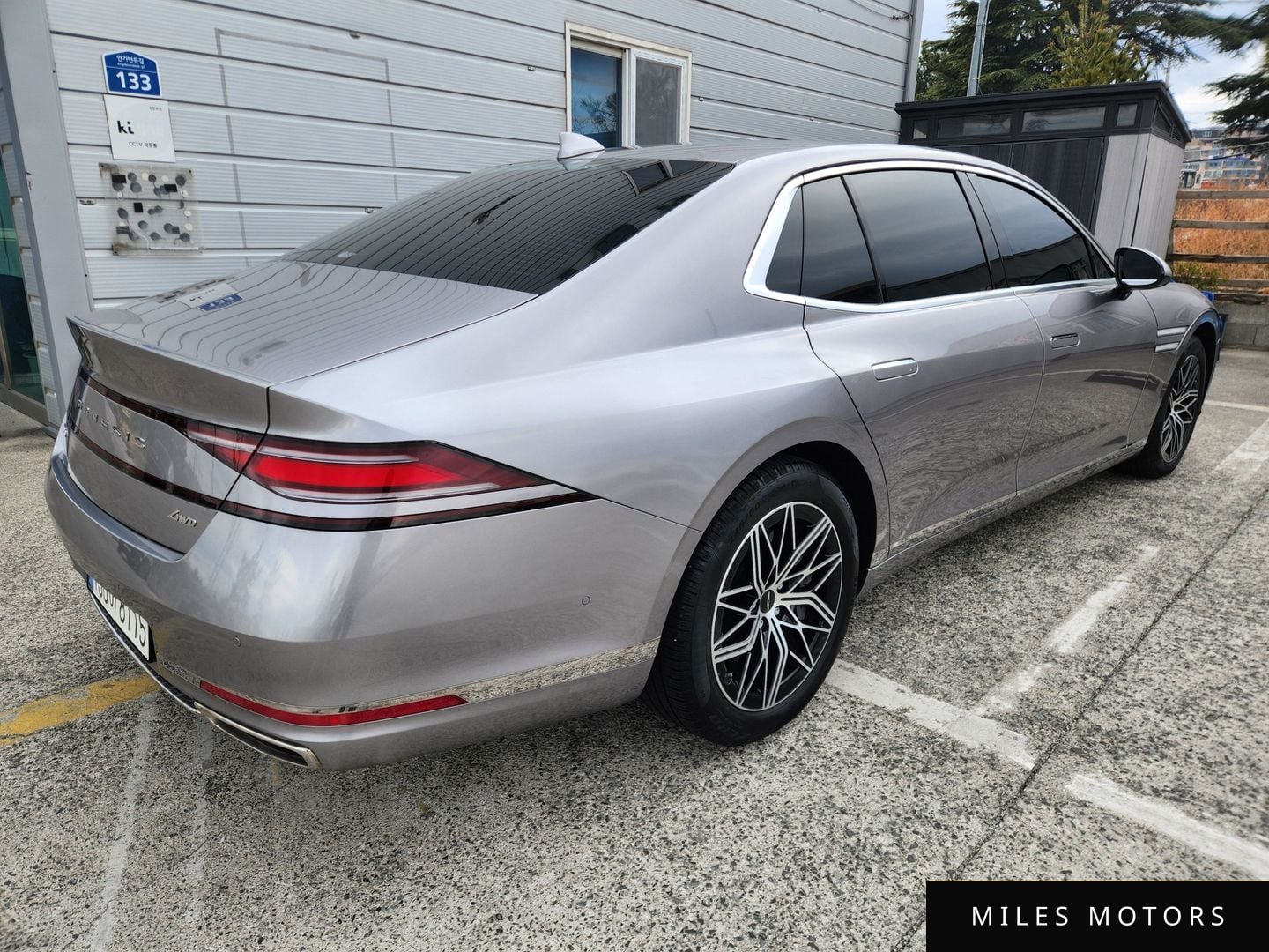 Genesis G90 (RS4) 2023 — миниатюра 2