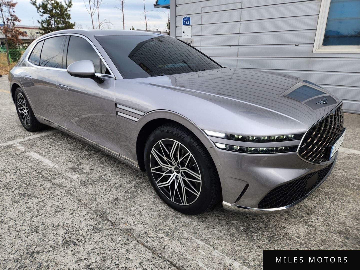 Genesis G90 (RS4) 2023 — миниатюра 3