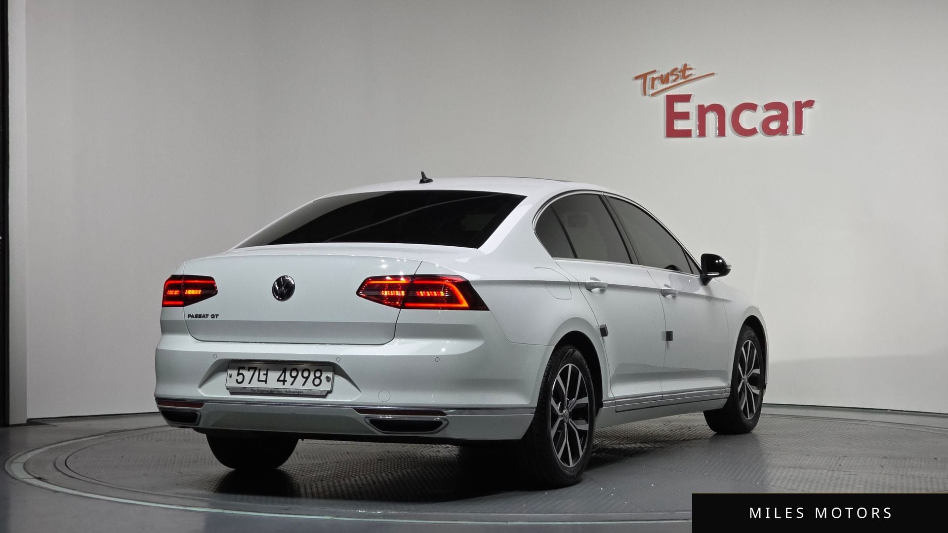 Volkswagen Passat 2018 — миниатюра 2