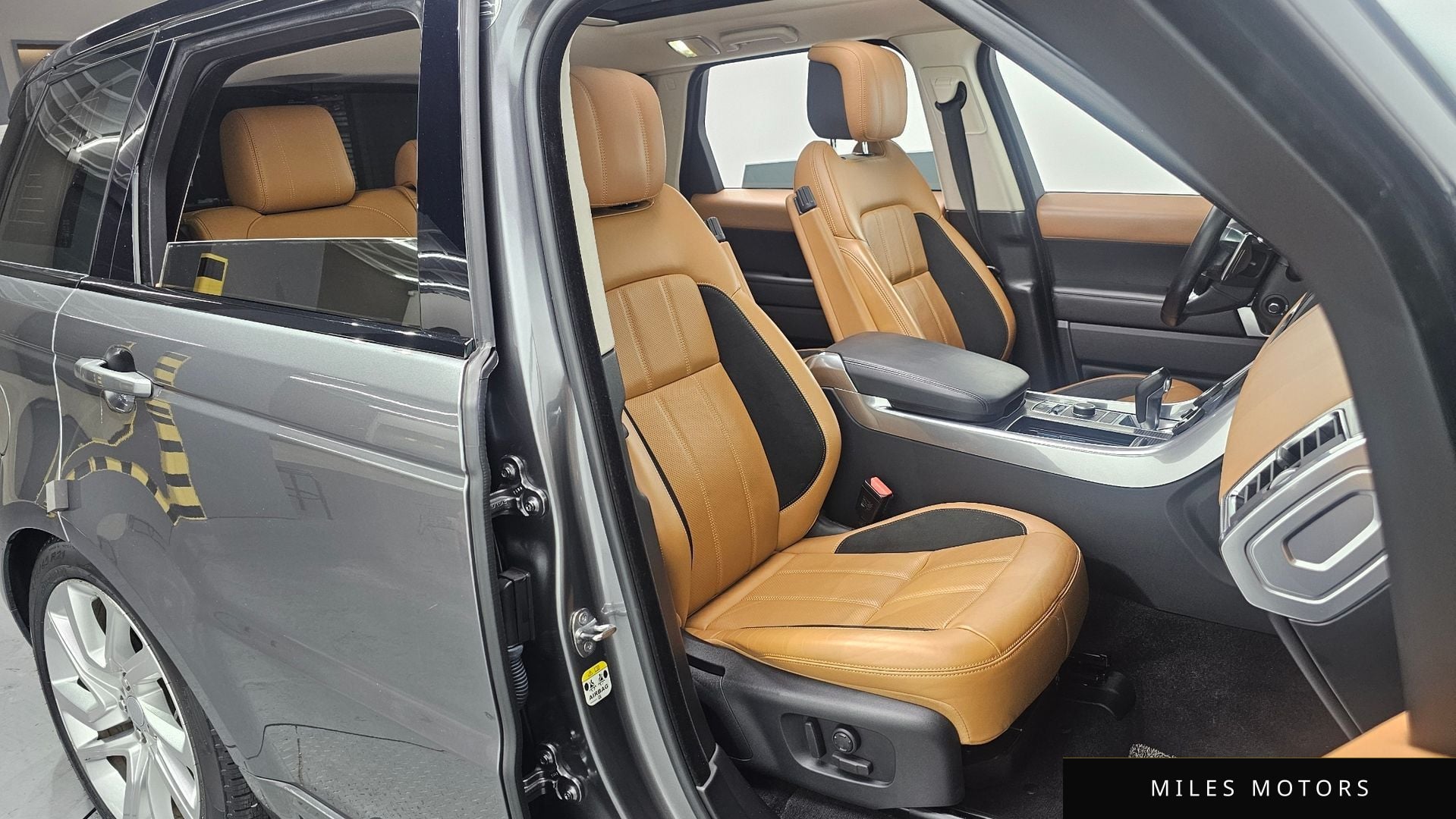 Land Rover Range Rover Sport 2019 — миниатюра 11