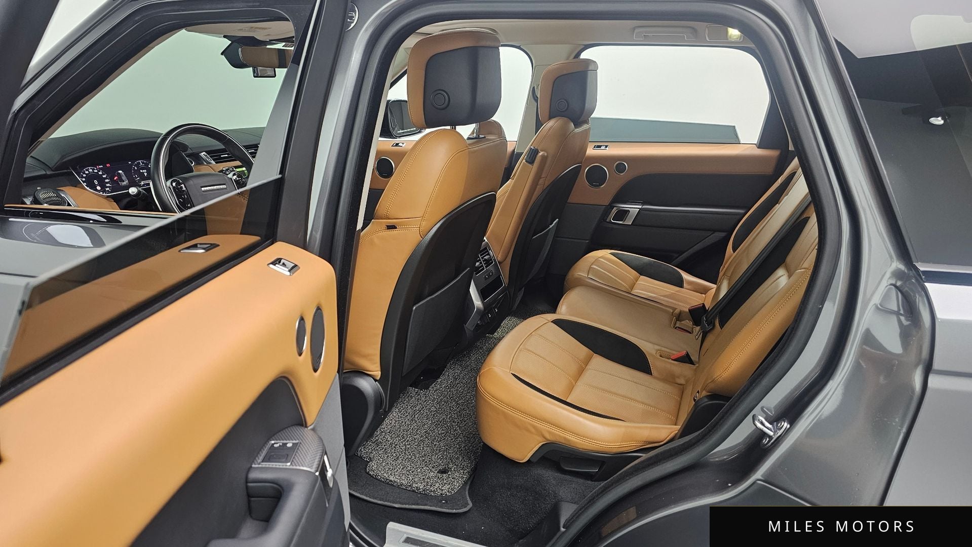 Land Rover Range Rover Sport 2019 — миниатюра 12