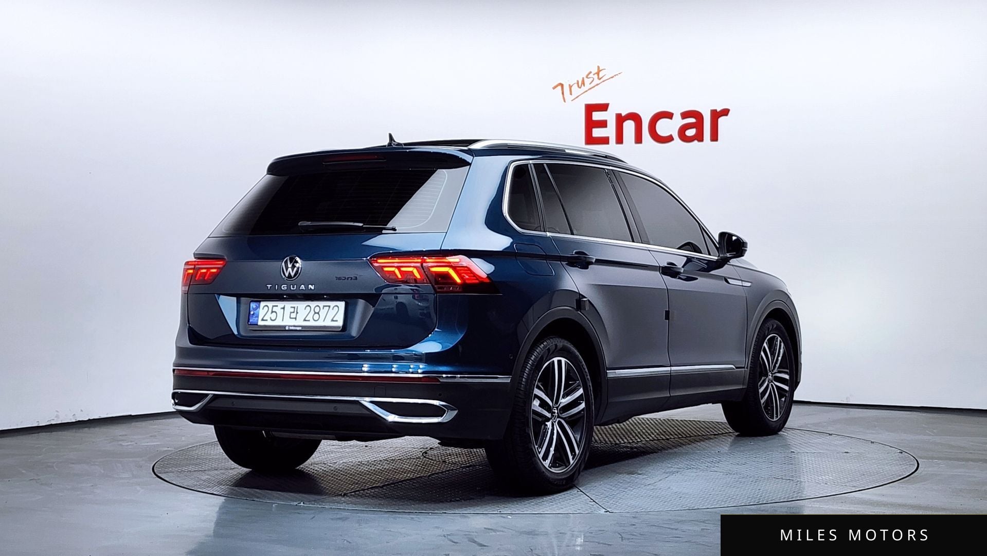 Volkswagen Tiguan 2021 — миниатюра 2