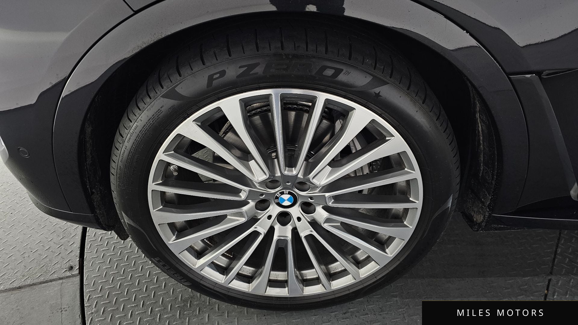 BMW X7 (G07) 2024 — миниатюра 4