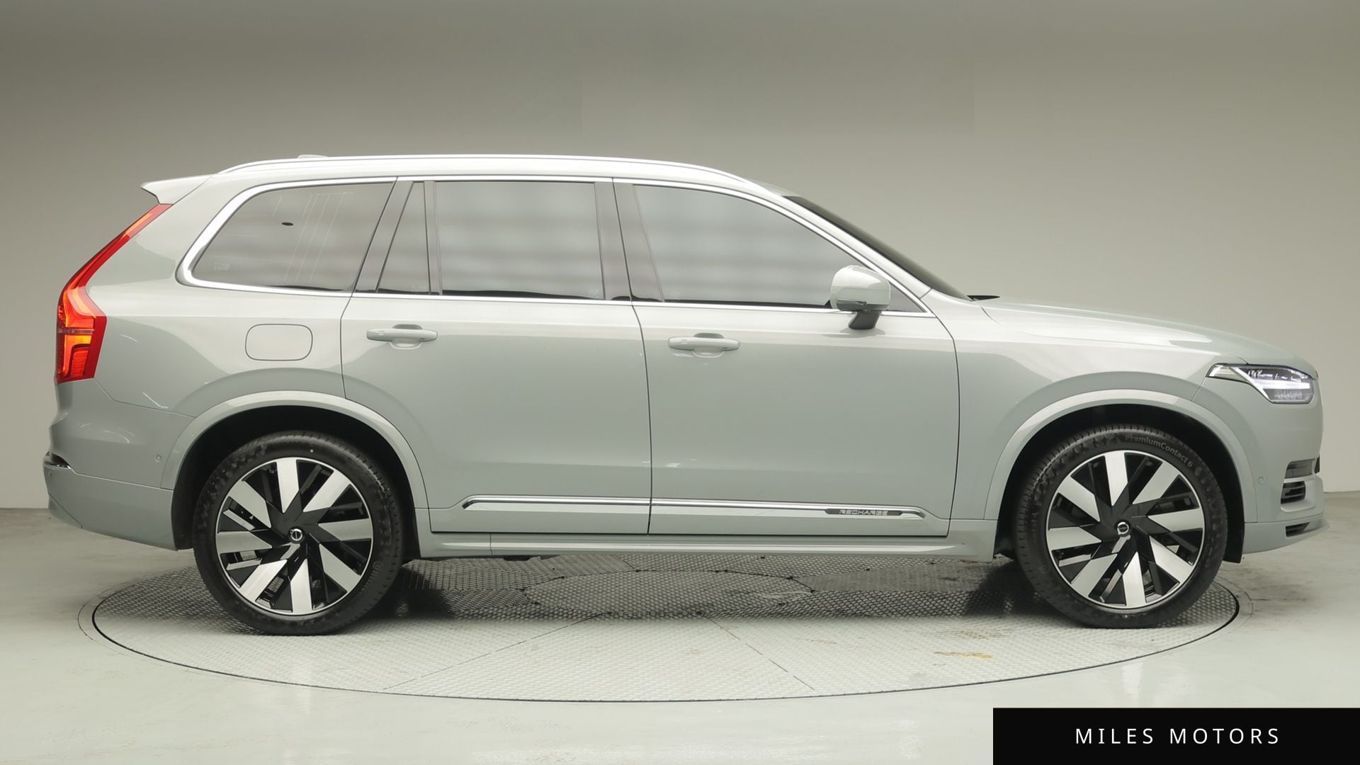 Volvo XC90 2024 — миниатюра 4
