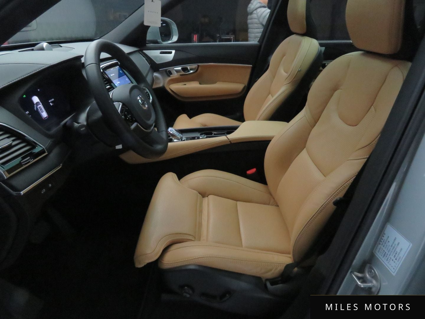 Volvo XC90 2024 — миниатюра 10