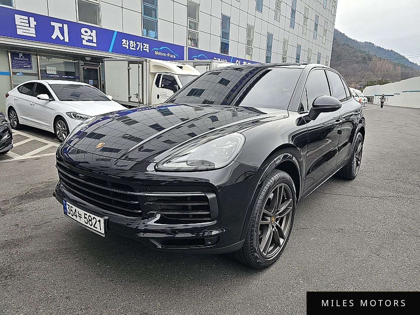 Porsche Cayenne 2019 — миниатюра 2
