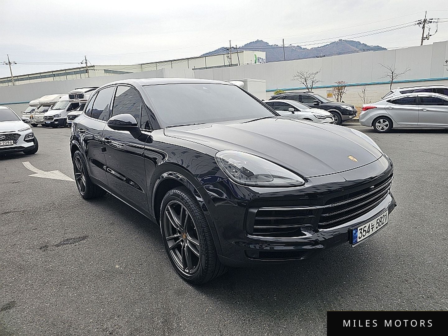 Porsche Cayenne 2019 — миниатюра 3