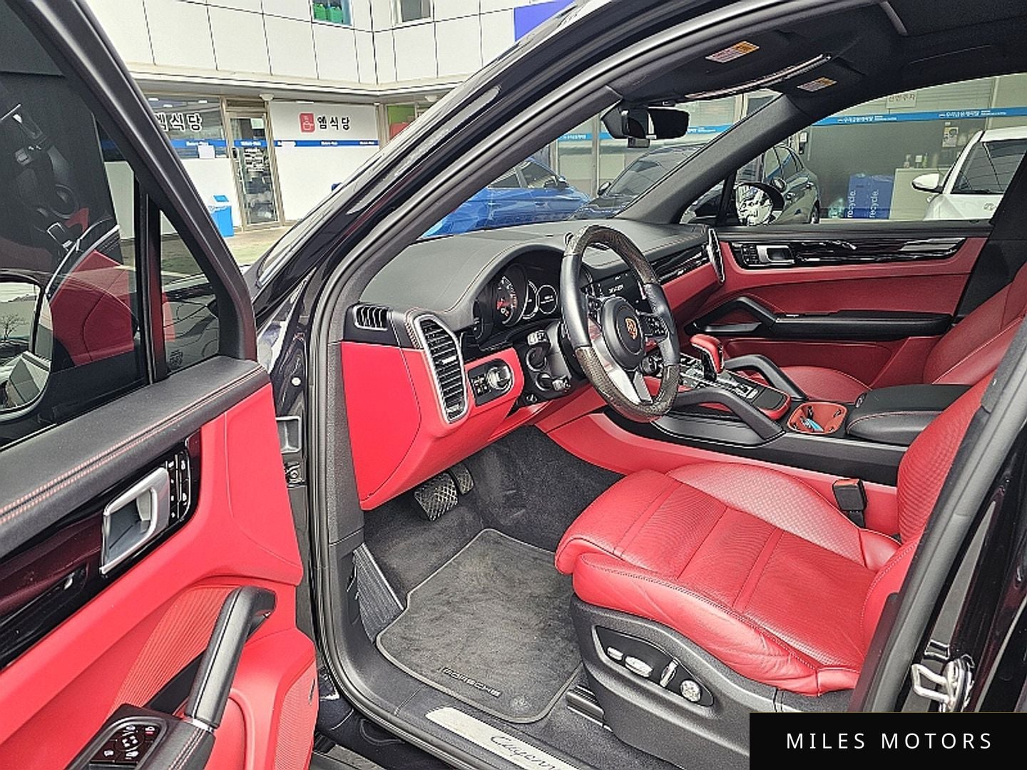 Porsche Cayenne 2019 — миниатюра 8