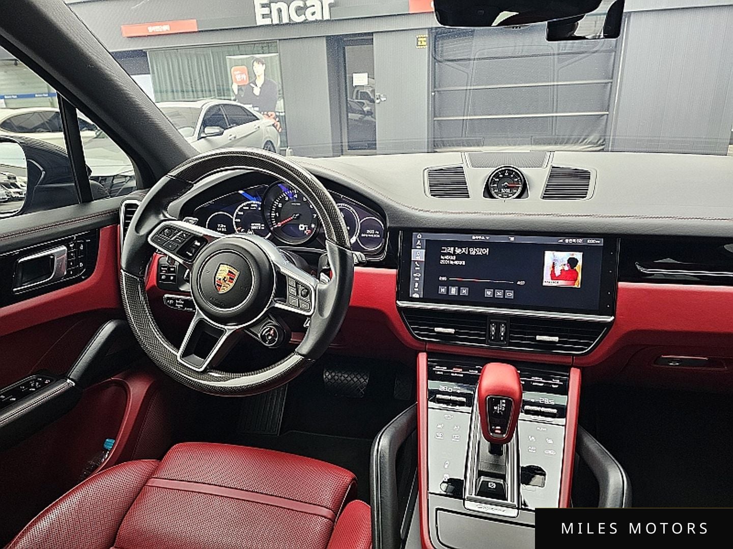 Porsche Cayenne 2019 — миниатюра 11