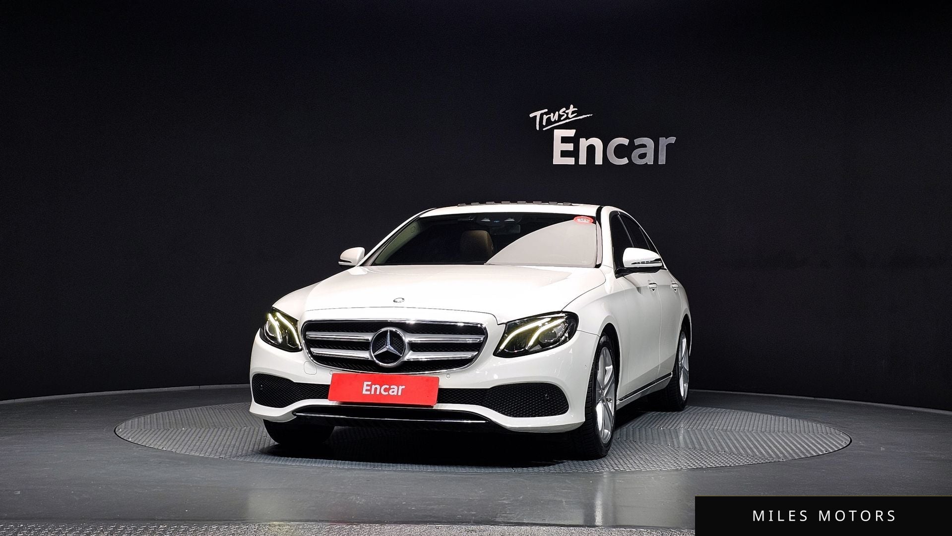 Mercedes-Benz E-Class W213 2017 — миниатюра 3
