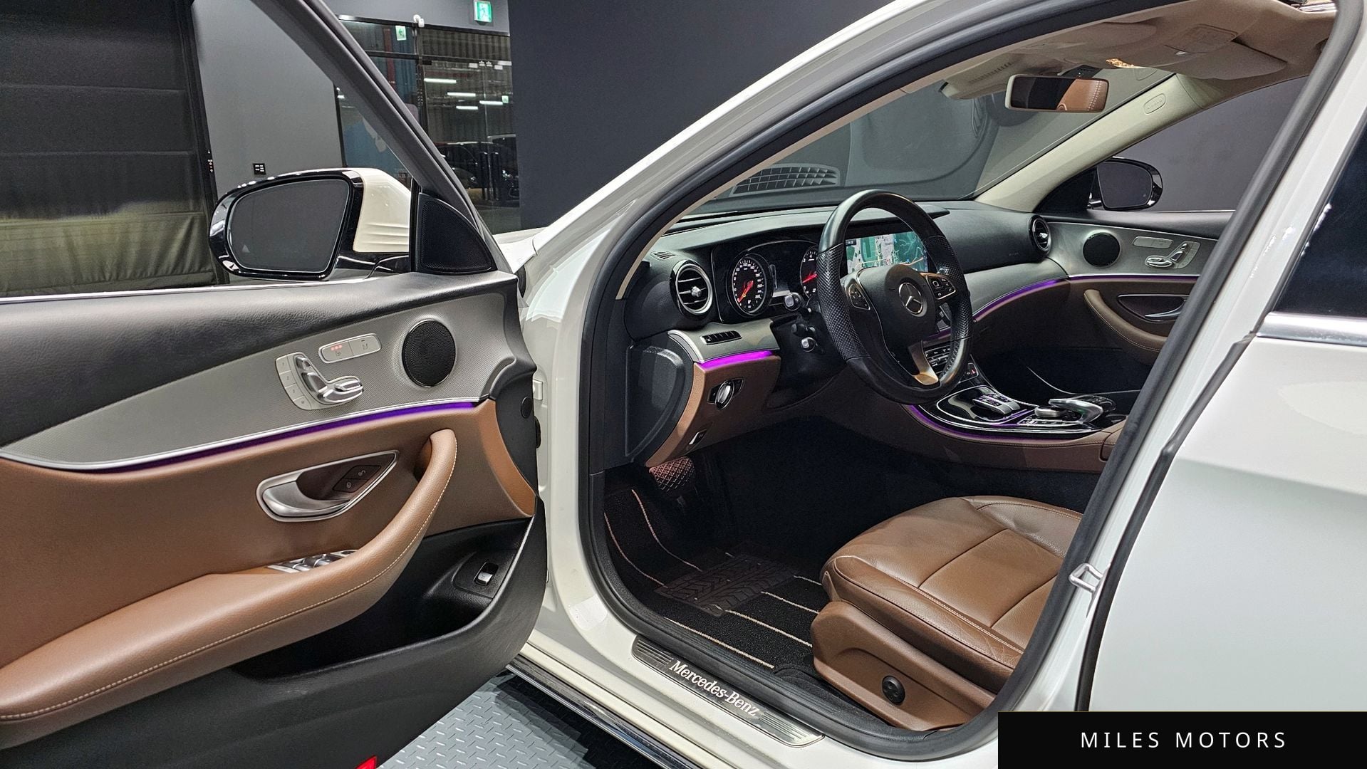 Mercedes-Benz E-Class W213 2017 — миниатюра 11
