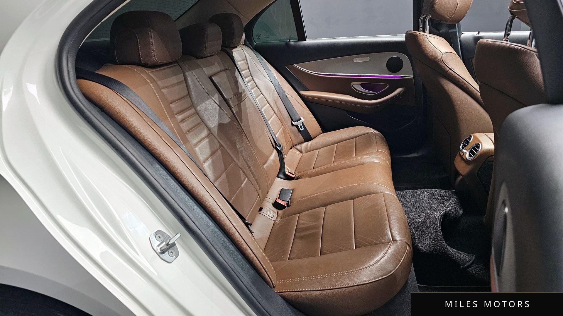 Mercedes-Benz E-Class W213 2017 — миниатюра 12