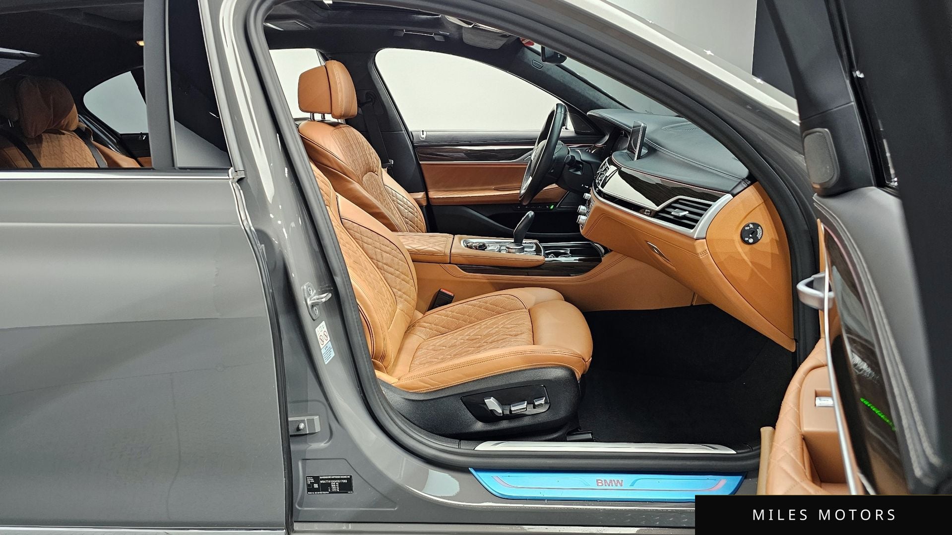 BMW 7 Series (G11) 2021 — миниатюра 10