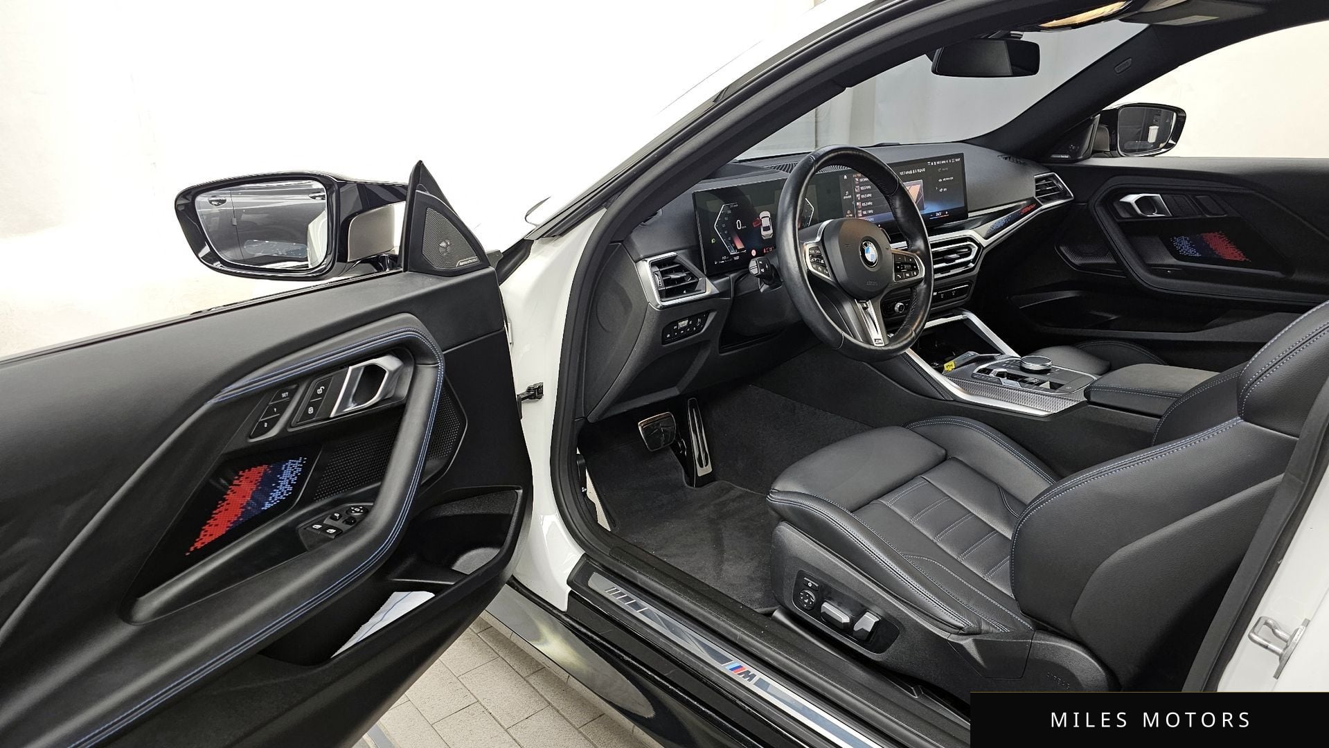 BMW 2 Series (G42) 2024 — миниатюра 10
