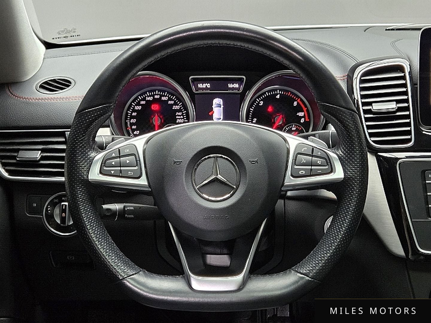 Mercedes-Benz GLE-Class W166 2018 — миниатюра 11