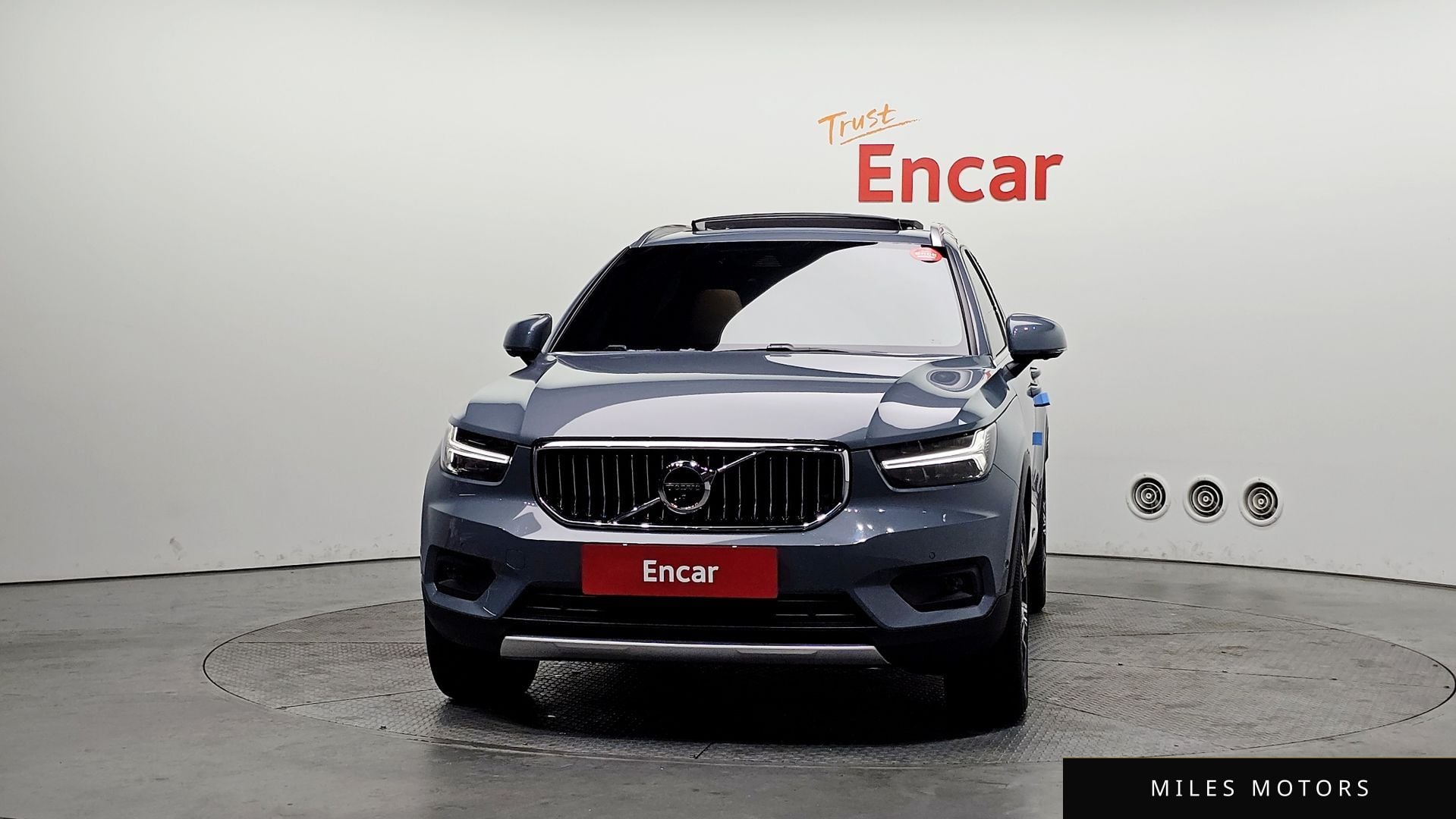 Volvo XC40 2022 — миниатюра 3