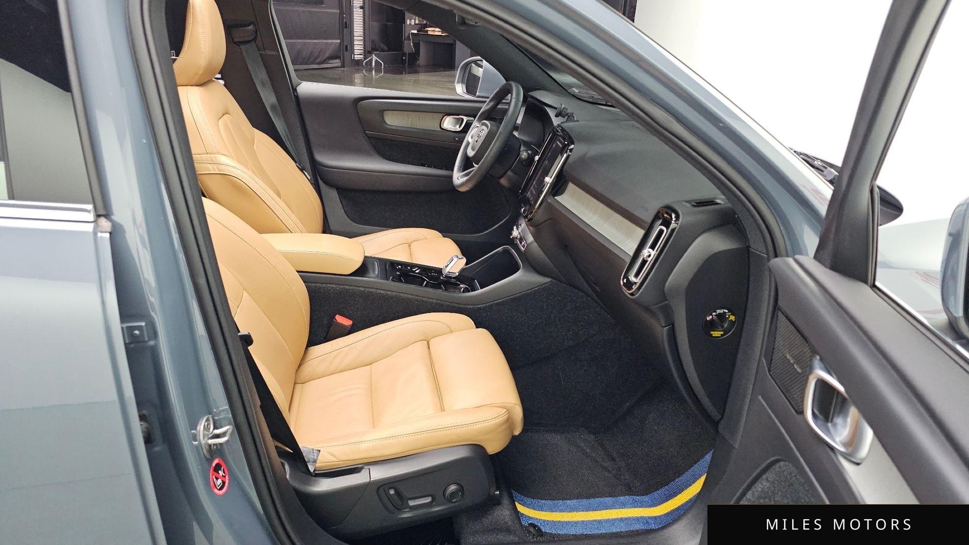 Volvo XC40 2022 — миниатюра 12