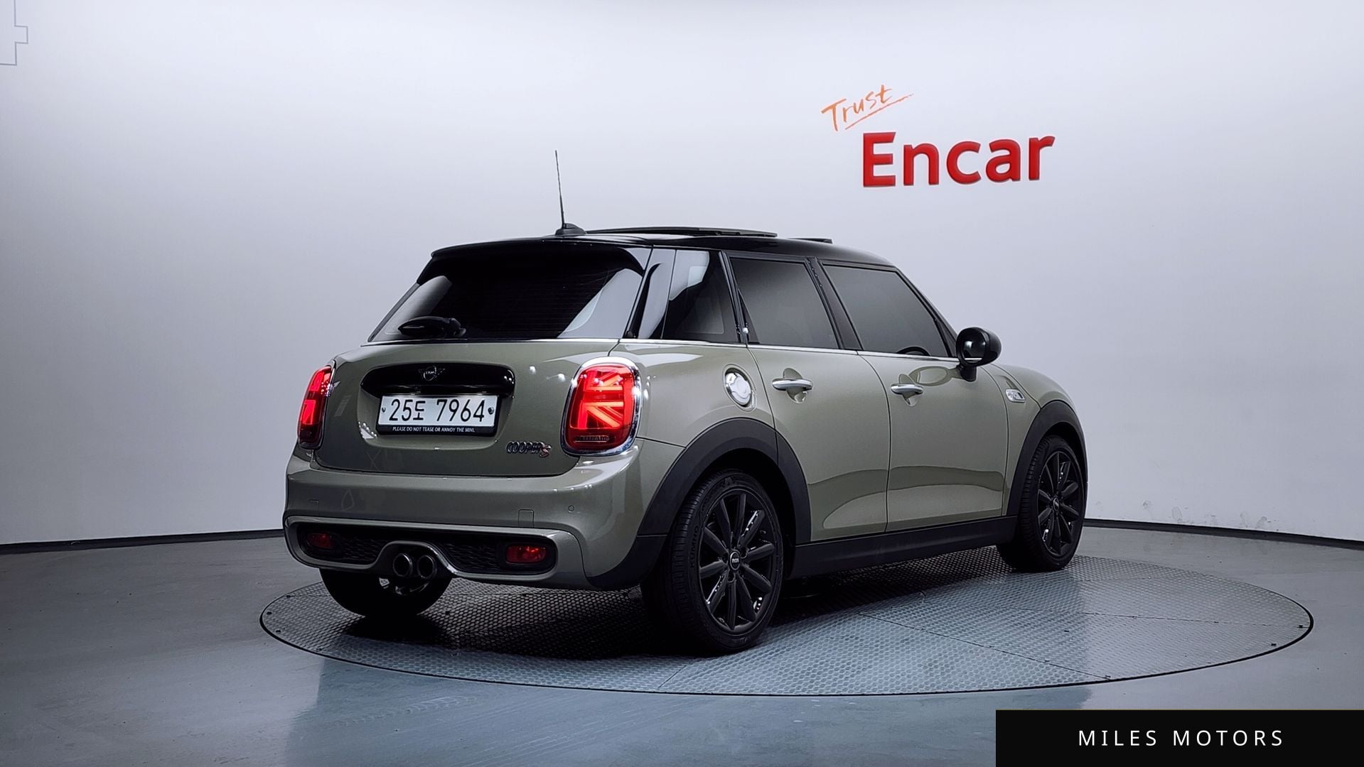 MINI Cooper S 2019 — миниатюра 2