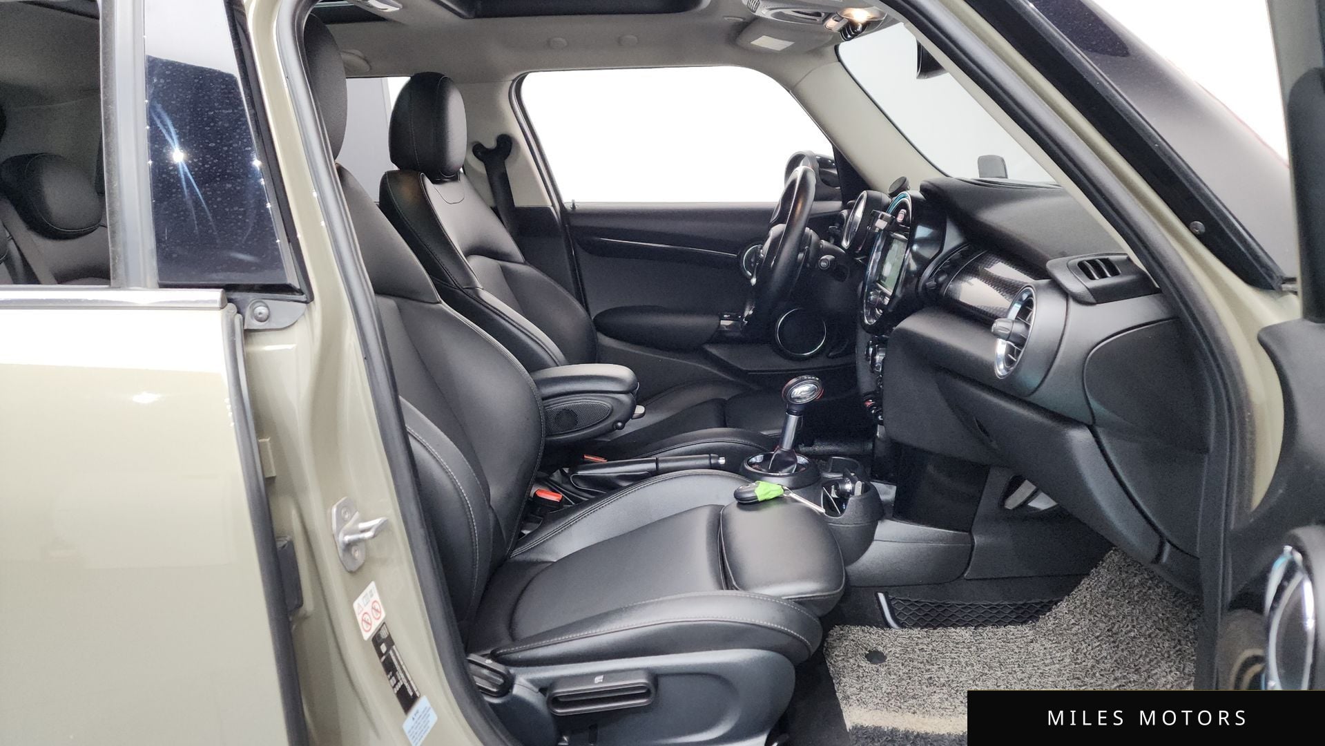 MINI Cooper S 2019 — миниатюра 11