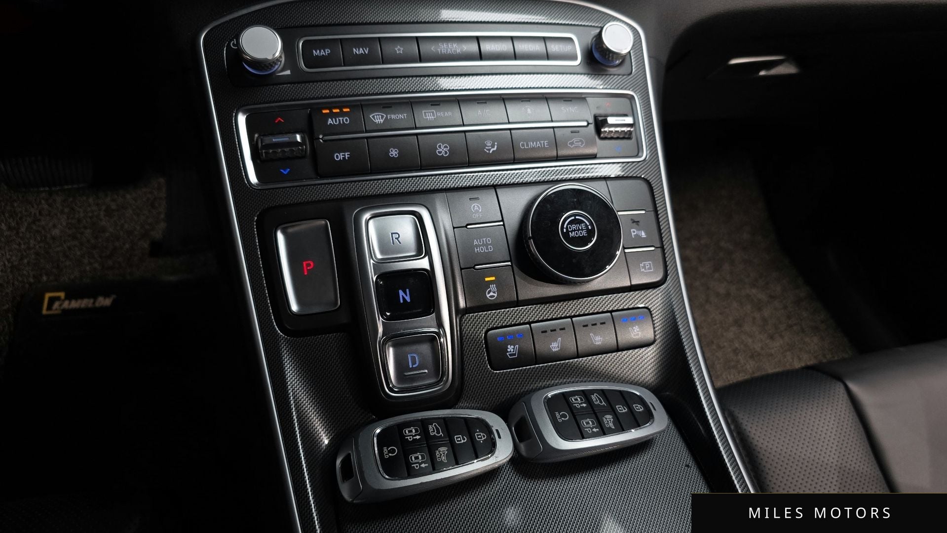 Hyundai Santafe 2021 — миниатюра 9